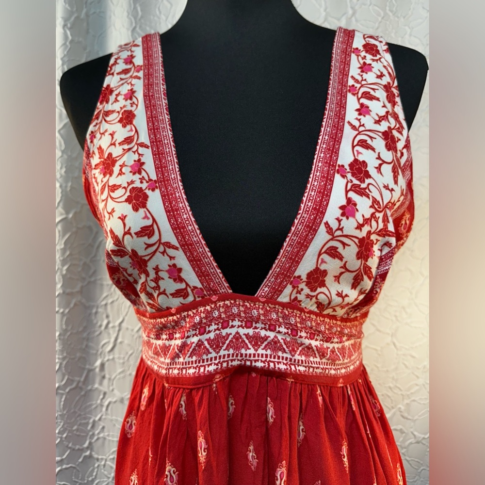 LULUS- Boho Red 🌹Floral Deep V-Neck Mini Dress (L) - Picture 2 of 13